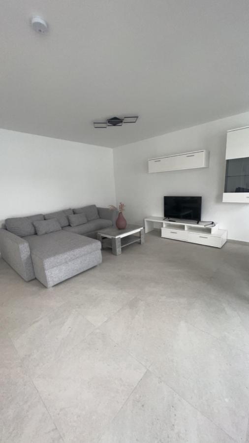 Schoene Neubauwohnung Mit Stil Билефелд Екстериор снимка